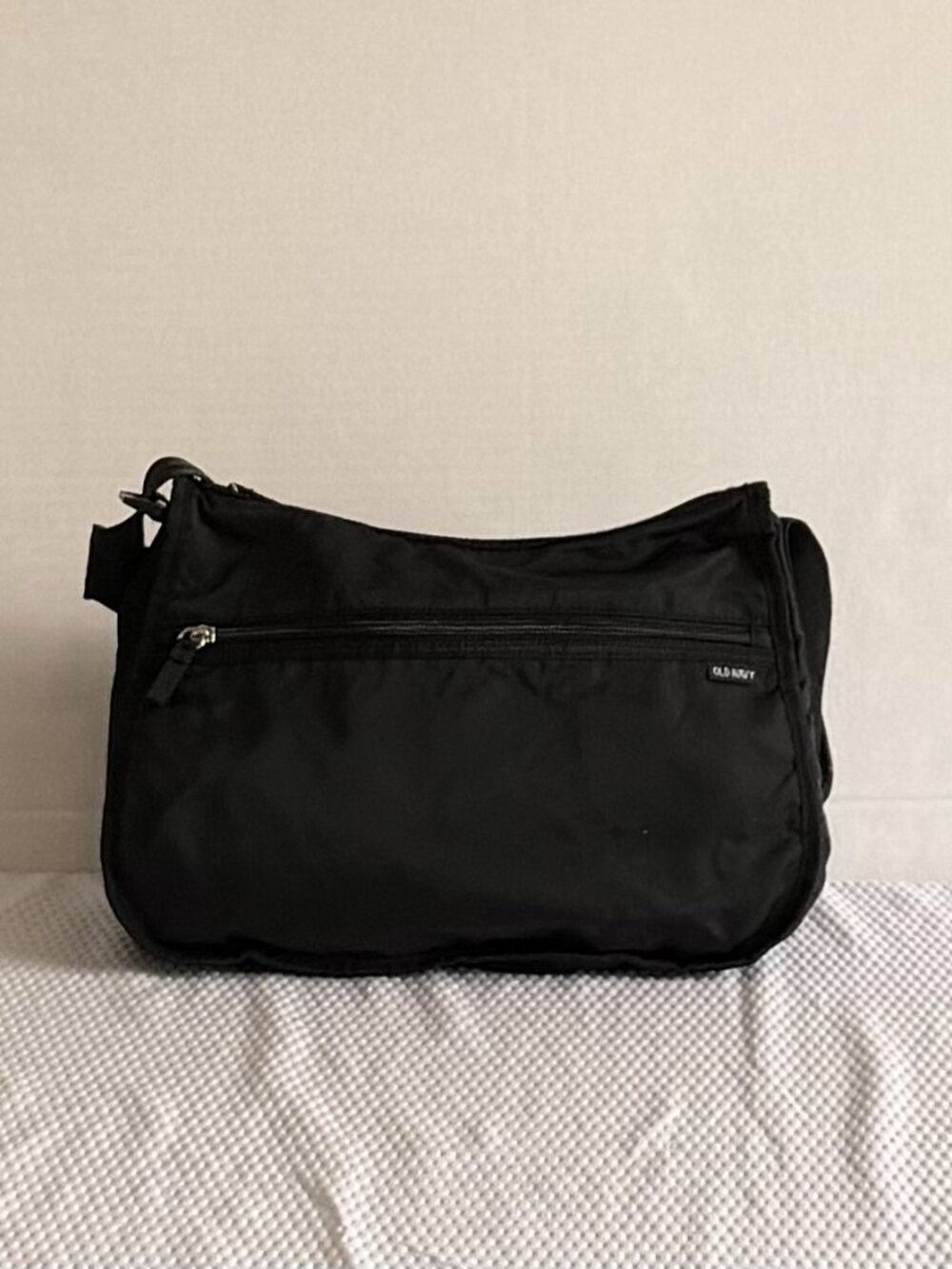 Vintage Old Navy Y2K Black Small Nylon Messanger Crossbody Bag